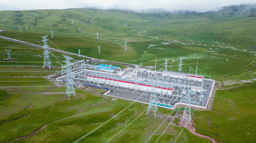 世界海拔最高的500千伏芒康变电站建成投运 
