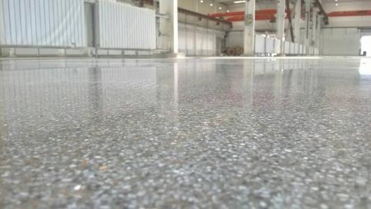 耐磨地坪冬季施工注意事项 