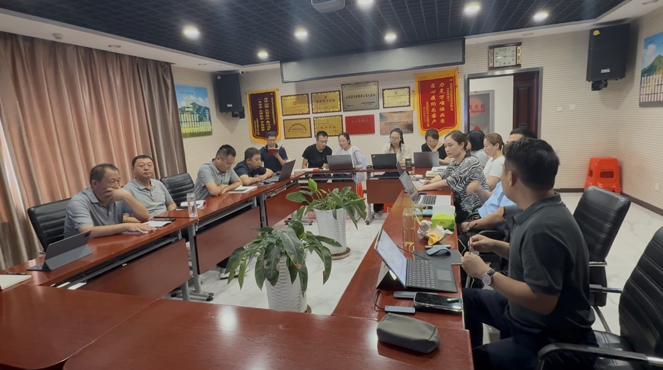 豪佳集团特邀北京资深战略专家莅临公司开展专项指导工作 